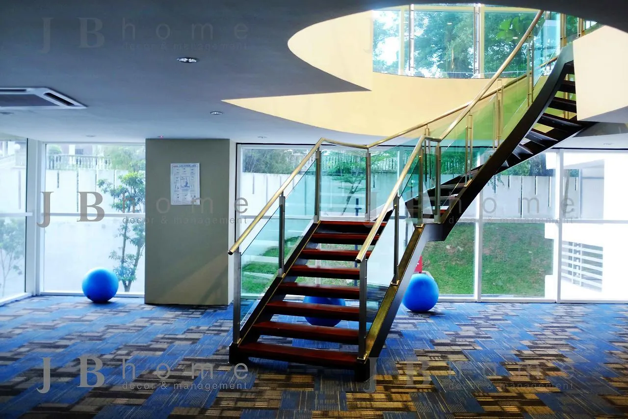 Апартаменты Paragon Residences Straits View Homestay By Welcome Home Джохор-Бару