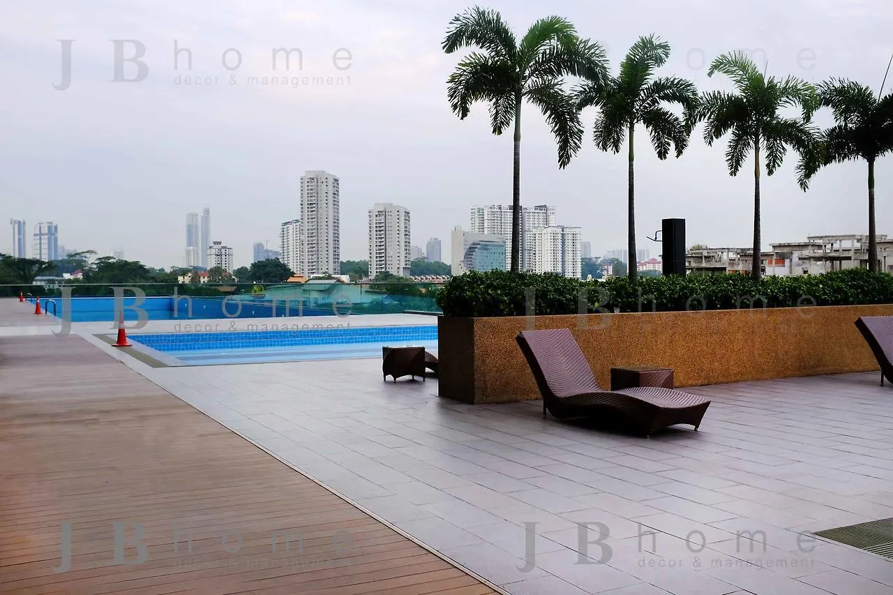Апартаменты Paragon Residences Straits View Homestay By Welcome Home Джохор-Бару
